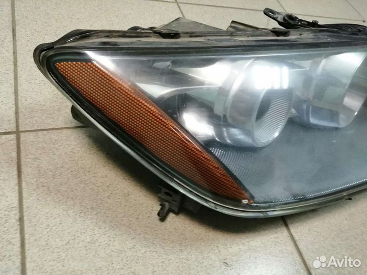 Фара правая ксенон Mazda CX7 CX-7 CX 7