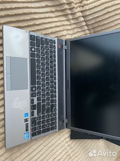Ноутбук samsung