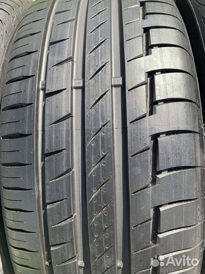 Continental PremiumContact 6 215/55 R17 94V