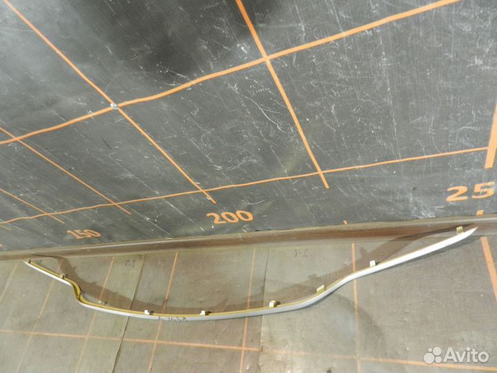 Декоративная накладка бампера-Mercedes-Benz E-W213