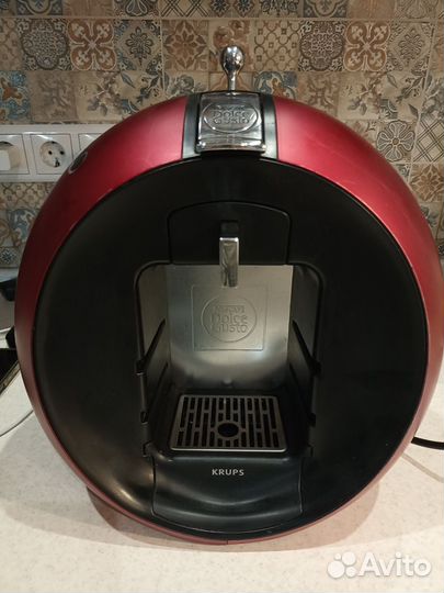 Кофеварка Nescafe Dolce Gusto