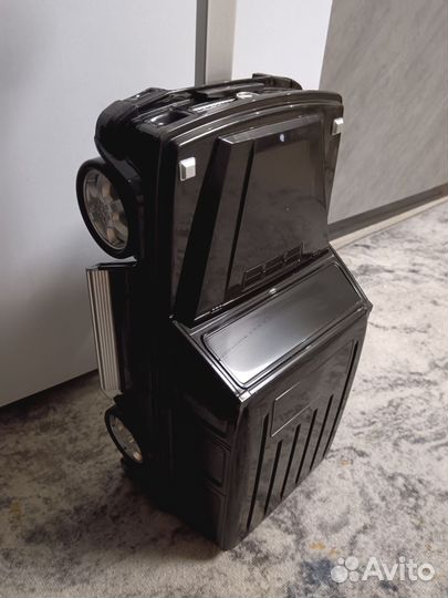 Чемодан детский S новый