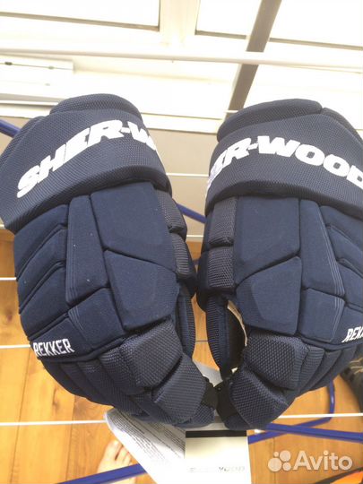 Краги хоккейные перчатки