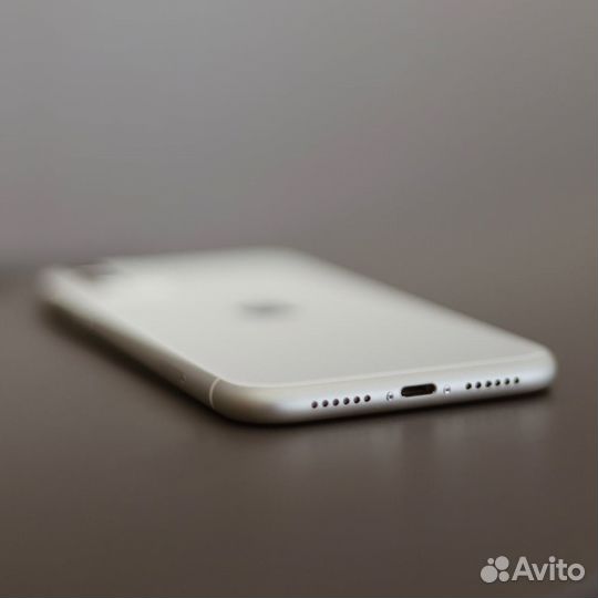 iPhone 11, 256 ГБ