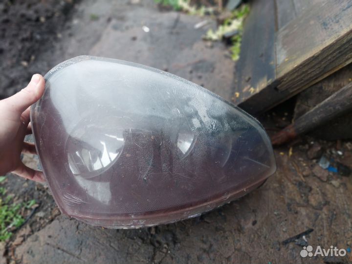 Продам фары на приору