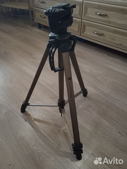 Штатив для фотоаппарата Continent a1