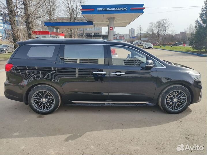 Kia Carnival 2.2 AT, 2020, 120 000 км