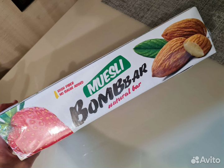 Батончики мюсли bombbar