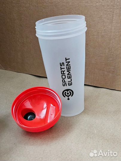 Шейкер с шариком для взбивания 600 мл, новый