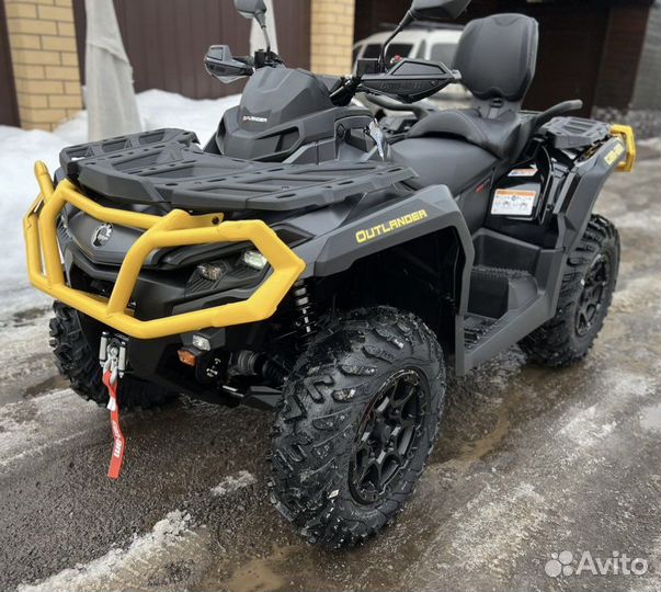 Квадроцикл BRP Can-Am Outlander MAX XT-P 1000R