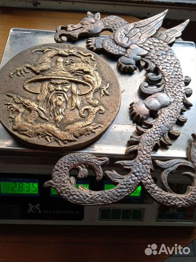 Антикварное пано из бронзы