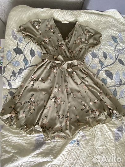 Платье женское 48 размер