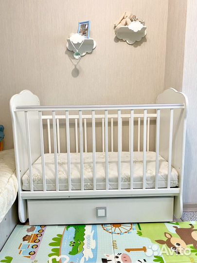 Детская кроватка с ящиком