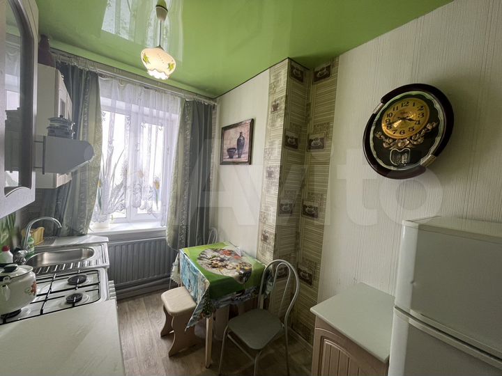 3-к. квартира, 54 м², 1/2 эт.