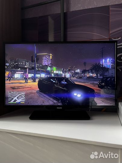 Телевизор Philips 32' идеал