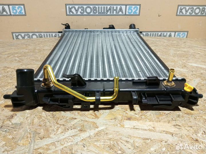 Радиатор охлаждения Kia Rio 4 Solaris 2 (17-г) A/T