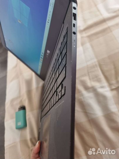 Ноутбук asus