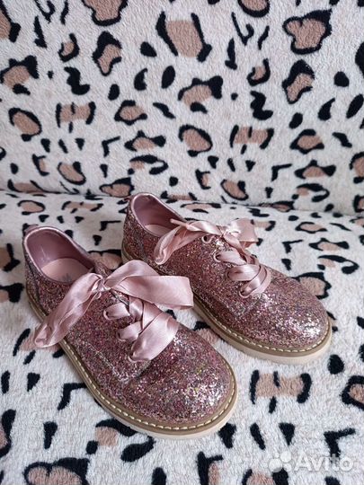 Кроссовки для девочки