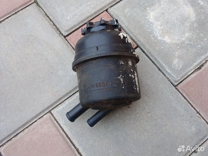 Бачок гур ZF