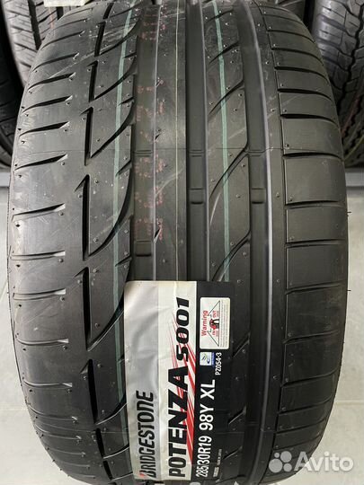 Bridgestone Potenza S001 285/30 R19