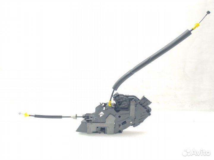 Замок двери задний левый Land Rover Discovery 5