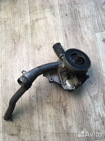 Помпа Mercedes-Benz 190 W201 RP102989 1989