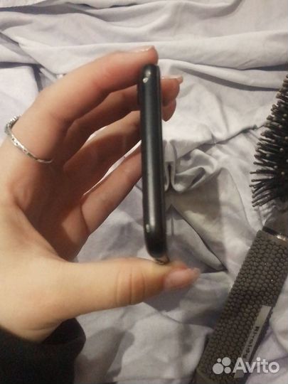 Телефон iPhone 7