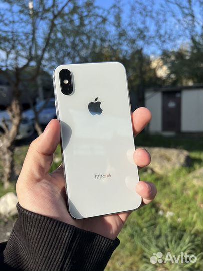 iPhone X, 64 ГБ