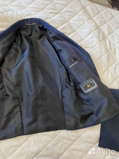 Школьный костюм