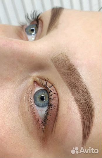 Коррекция и окрашивание бровей