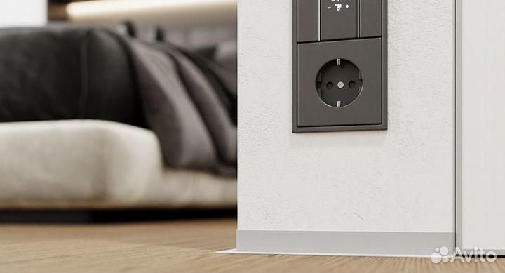 Микроплинтус L Г щелевой анодиров до 2,4 м