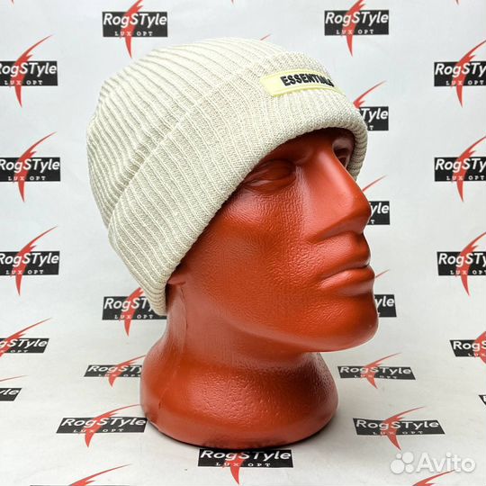 Шапка essentials