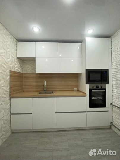 Прямой кухонный гарнитур