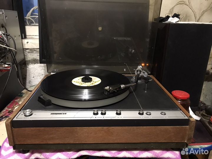 Проигрыватель электроника б1-01