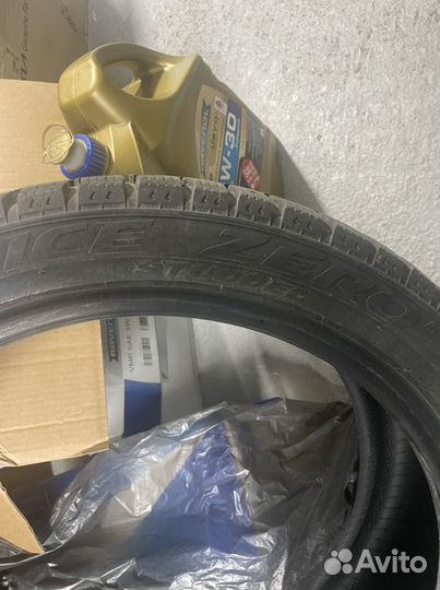 Pirelli Ice Zero 225/45 R19