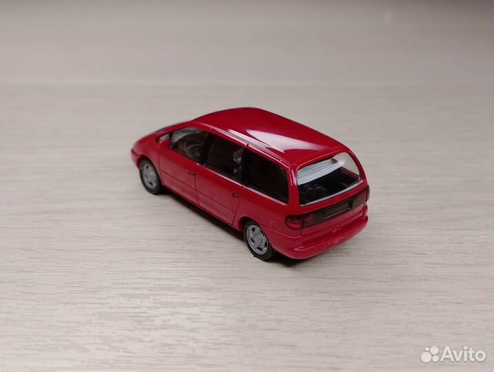 A27.1) Volkswagen Sharan I (7M) 1995-2009 красный