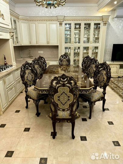 Стол \ стол в наличии