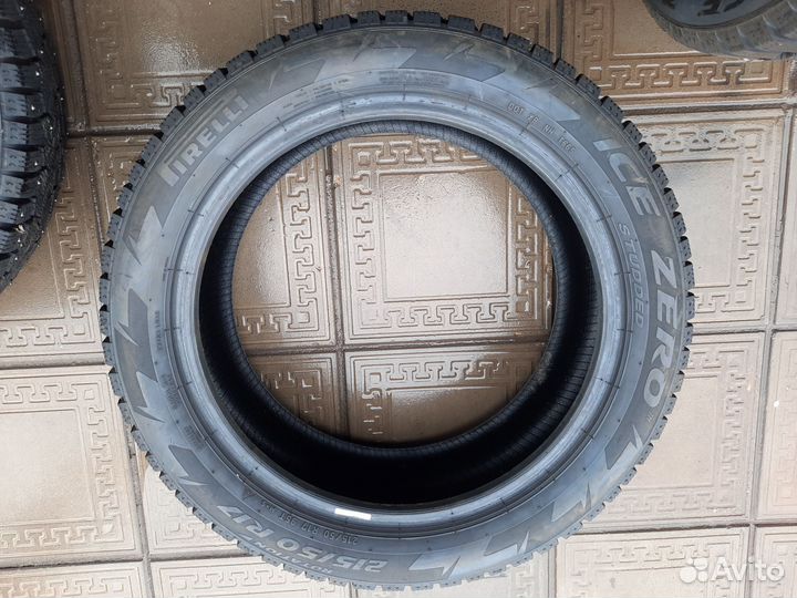 Pirelli Formula Ice 215/50 R17 91T