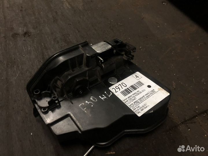 Замок двери передний левый Bmw F30