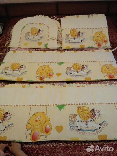 Бортики в детскую кроватку