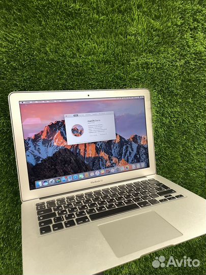 Apple MacBook Air 13