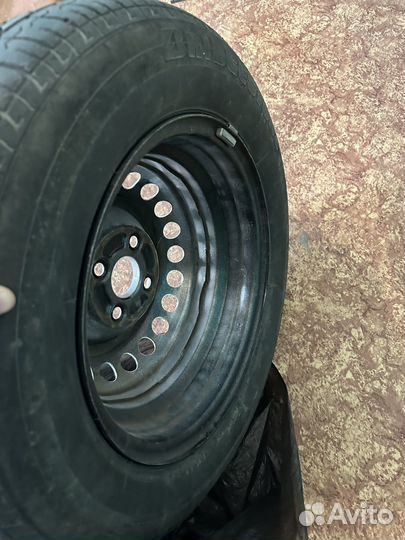 Accelera 651 4/8 R16