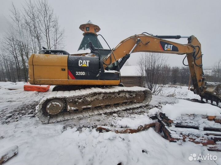 Гусеничный экскаватор CAT 320D2 L, 2016