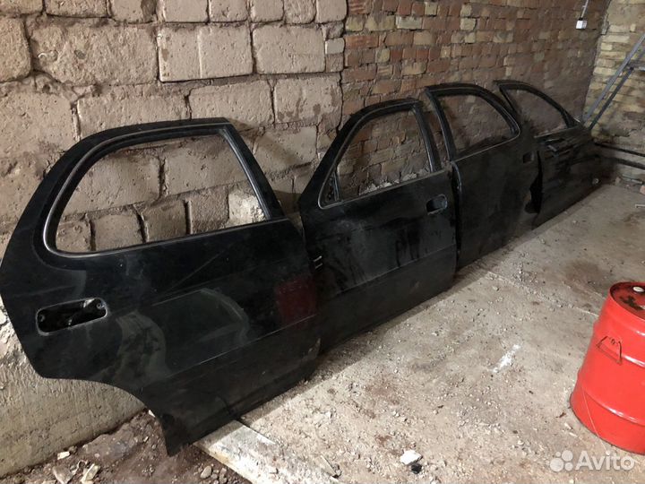 Двери на кресту 90