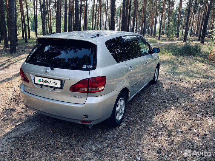 Toyota Ipsum 2.4 AT, 2001, 297 849 км