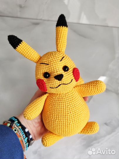 Пикачу игрушка покемон покетбол