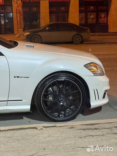 Колеса на mercedes r20 amg