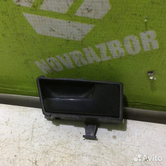 Ручка двери передней внутренняя правая Фольксваг
