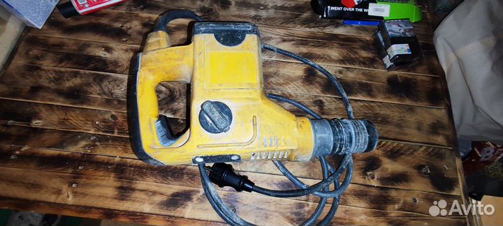Перфоратор dewalt 570 бу