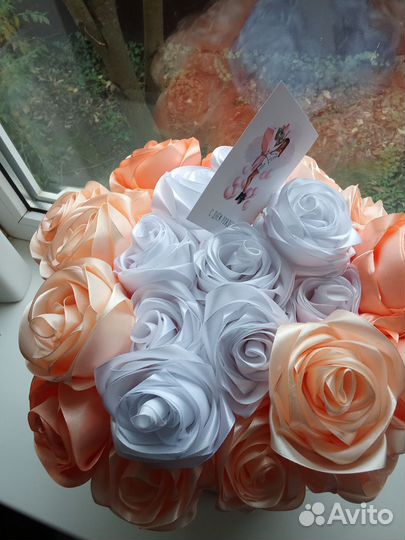 Букет из атласных лент